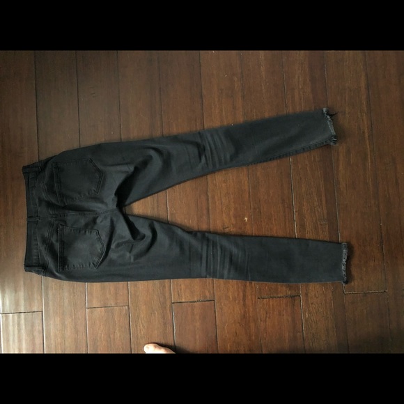 Super cute ripped black jeans - Picture 2 of 3